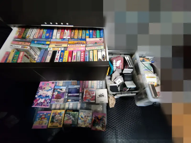 遺品整理・実家の片付けで発見され、高価買取となった大量のレトロゲームソフト